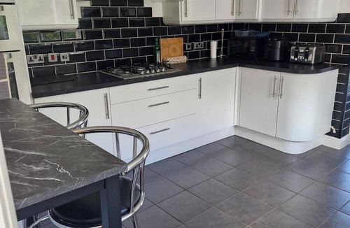 Southport House | Bright Spacious House near Birkdale Golf Club (The Open)