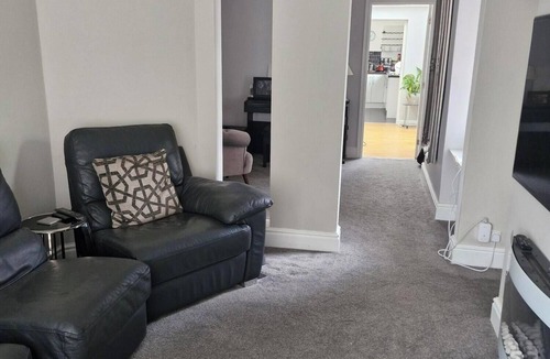 Southport House | Bright Spacious House near Birkdale Golf Club (The Open)