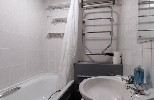 Brompton & Hans Town Apartment | Bright Stylish Studio in South Kensington!