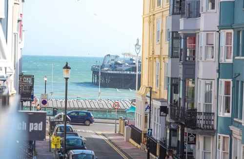 Kemptown House | Brighton 'The One' - Seafront & Pier minutes away!