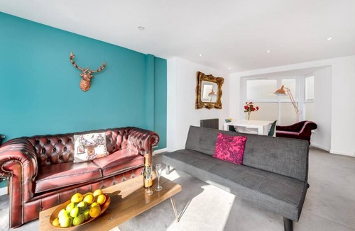 Kemptown House | Brighton 'The One' - Seafront & Pier minutes away!