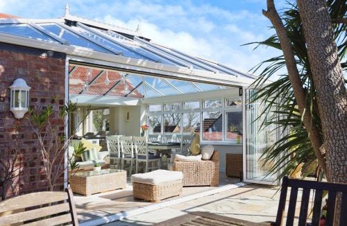 Nettlestone House | Broadways Pondwell