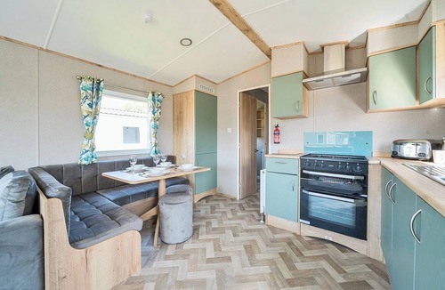 Great Billing Cottage | BROOKSIDE BLISS - BILLING AQUADROME in Billing Aquadrome Holiday Park