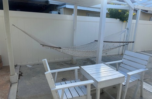 Nassau House | Budget friendly Solo Travelers only. Pls read all before booking NO hot water.