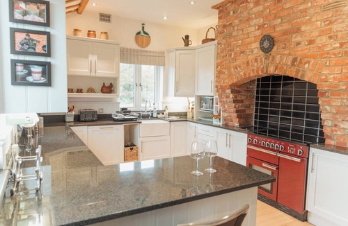 Beaconsfield Cottage | Bull Pen Cottage | A Luxury Cosy Countryside Retreat