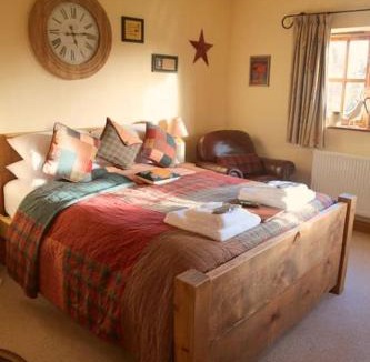 Gresford Bed & Breakfast | Bumbleberry Cottage