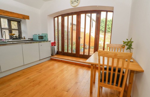 Mynydd Isa Cottage | Burnt Oak Stables