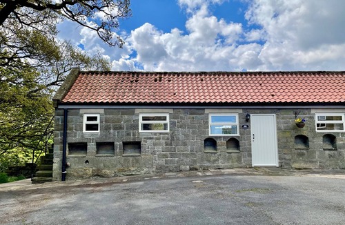 Danby Cottage | Buttercup Cottage 2-bedrooms (sleeps-4)