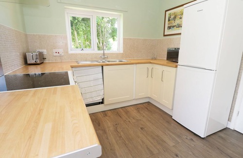 Catton House | BUTTERCUP COTTAGE, pet friendly, with a garden in Allendale