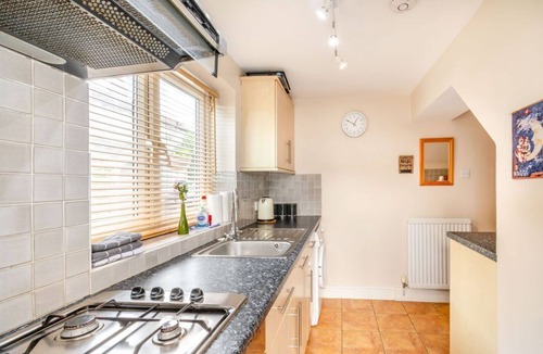 Wetherby House | Cabbage Hall Cottage, Wetherby