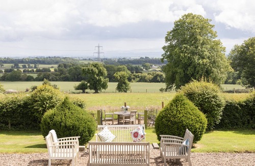 Duns House | Cairnbank House & Garden Apartment - sleeps 14 guests in 7 bedrooms