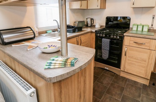 Troutbeck Bridge House | CALGARTH LODGE, pet friendly, with pool in Troutbeck Bridge