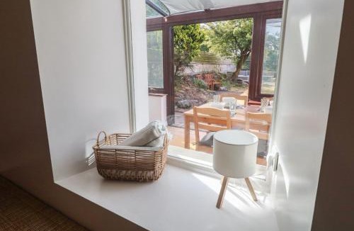 Redruth House | Candle Croft