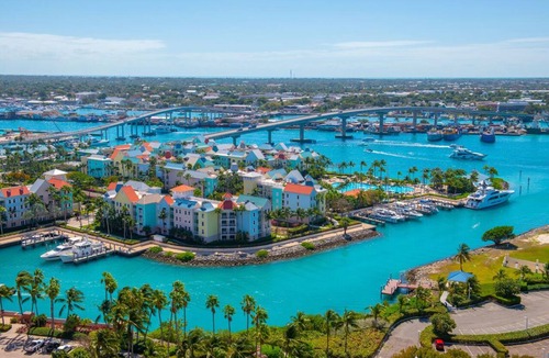 Palm Cay Boat Rental | Caribbean Bliss: Sun-soaked Sailing Adventure from Nassau, Bahamas