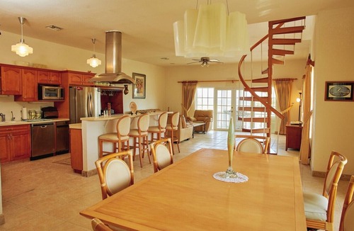 West End Villa | Casa Malaya at Old Bahama Bay - 4 bedroom villa with pool, hot tub & boat dock