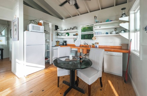 Governor's Harbour House | Cayo Loco Villa 2 Pink Sand Beachfront House for 2