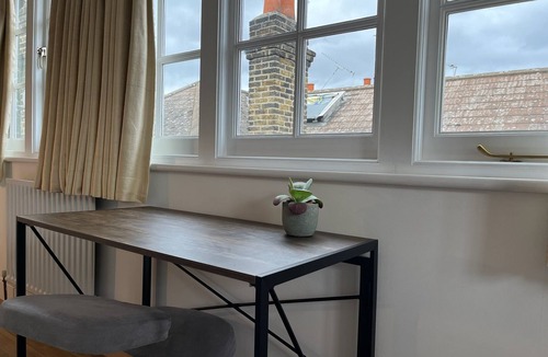 Rotherhithe House | CB Home Tower Bridge - 2 bedrooms, 2 bathrooms - Free parking
