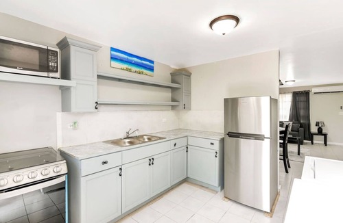 Calvin Hill Apartment | Ce'Van Villas at Grog Pond - "Nature's Nest Of Comfort"