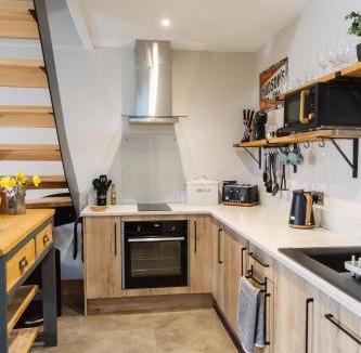 Eckington Apartment | Cedar Cottage
