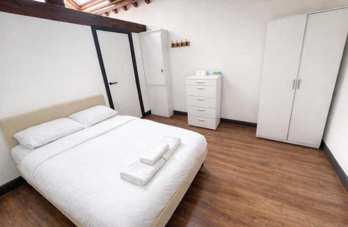 RopeWalks Apartment | Central Apt + Balcony | Walk to Bars & Shops