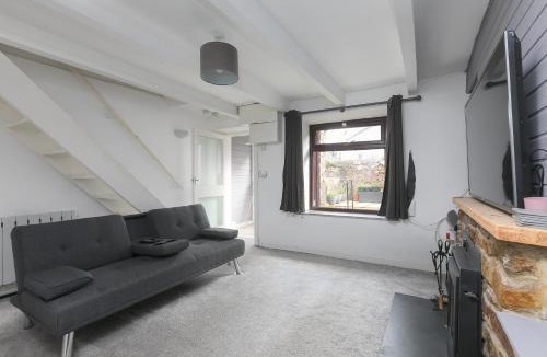 Redruth House | Central Cornwall Stay
