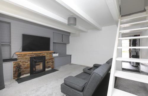 Redruth House | Central Cornwall Stay