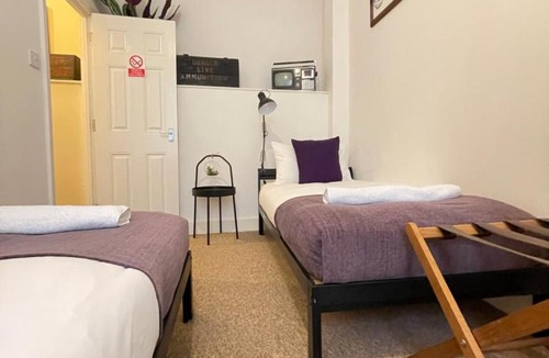 Bristol Old City Apartment | Central Located Two Bedroom Suite