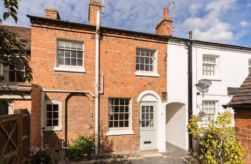 City Centre House | Central Stratford upon Avon Super Stylish 1Bed - Pass the Keys