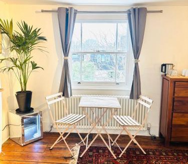 Cantelowes House | Central Victorian House