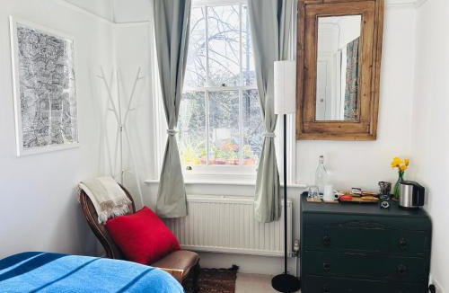 Cantelowes House | Central Victorian House