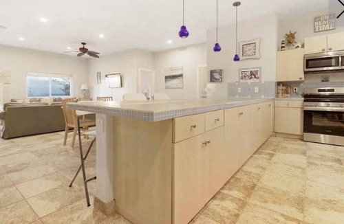 Bennett's Harbour House | Charming 4-bedroom beach house with AC, WiFi in lovely Benett's Harbour.
