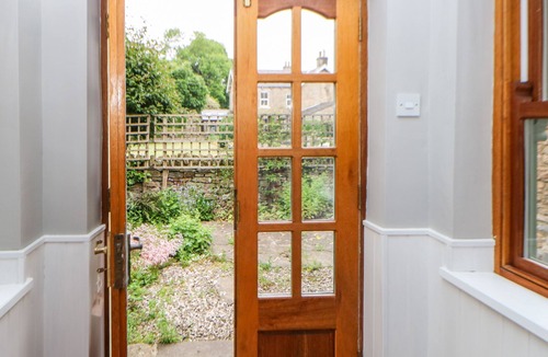 Middleton in Teesdale Cottage | CHAPEL COTTAGE, pet friendly, with open fire in Middleton-In-Teesdale