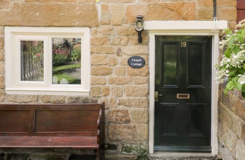 Redcar Cottage | CHAPEL COTTAGE, pet friendly, with open fire in Saltburn-By-The-Sea