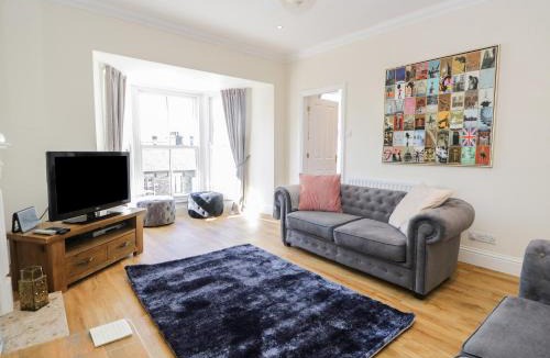 Bowness-on-Windermere House | Chapel Rest