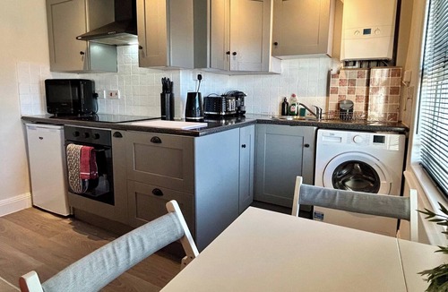 Bedford Apartment | Character Bedford Apartment with Two Bedrooms