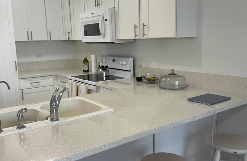 Paradise Island Apartment | Charming 1-bedroom apartment in Paradise Island perfect for relaxing