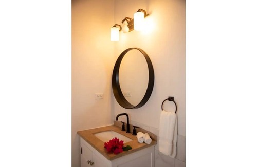 George Town Apartment | Charming 1-bedroom at Exuma Yacht Club