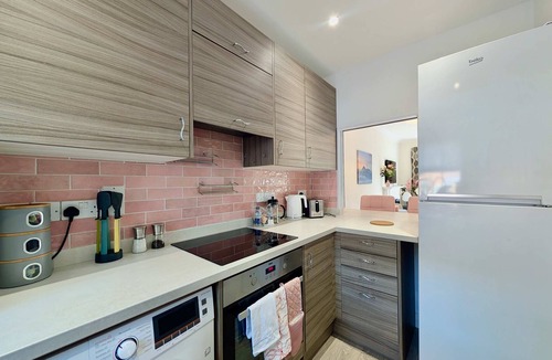 Pinner South House | Charming 2 bed house in Pinner