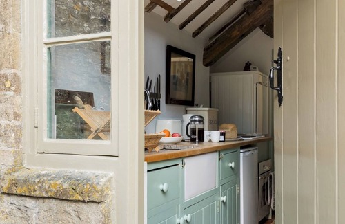Compton Abdale House | Charming 2 Bedroom Cottage in Compton Abdale, Glos - Pass the Keys