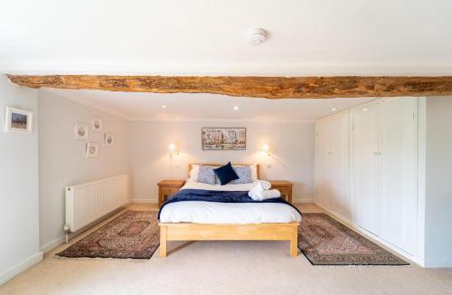 Charlton-on-Otmoor House | Charming 3 Bed Home in Peaceful Rural Village - Pass the Keys