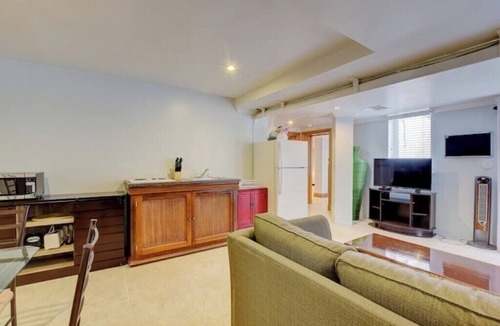 Paradise Island Condo | Charming condo near Atlantis, beach, and more!