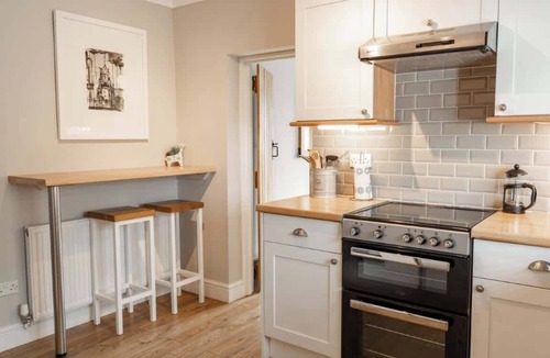Chester House | Charming Cottage close to Chester, Garden, Parking