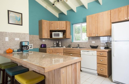 Rainbow Bay House | Charming Cottage Directly on Calm Caribbean, Best Ocean Views!
