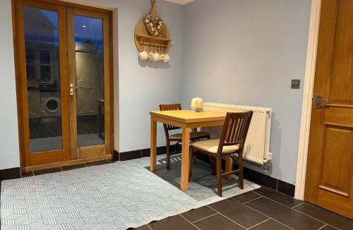 Silsoe House | Charming Cottage Room with Garden Views in Bedford