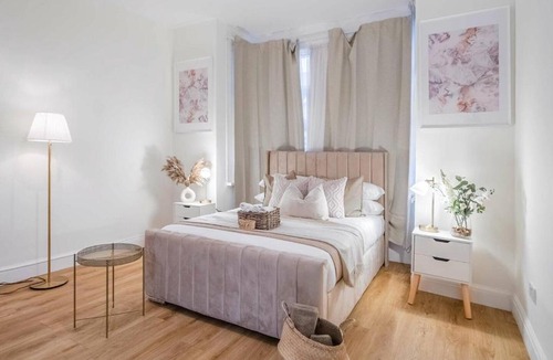 Sudbury Apartment | Charming London Flat Near Wembley Parks & Garden
