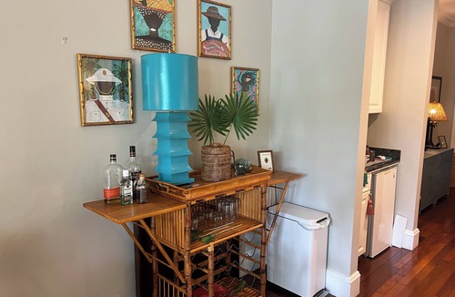 Dunmore Town Condo | Charming Suite with updated Living Room, king bed, WiFi, and a Fresh Water Pool.