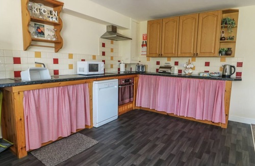 Bont Newydd House | Charming Ty Ni in Caeathro