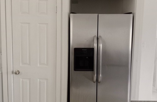 Rock Sound Apartment | Charming unit 1 - 2 bedroom apartment with AC