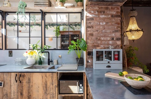 Nantwich Apartment | Cheshire Boutique Bathhouse - Interior Designed Georgian Townhouse