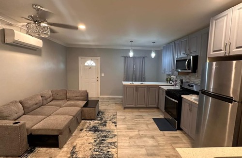 Nassau Apartment | Chic and cozy one bedroom apartment located off St. Vincent Road-Nassau, Bahamas